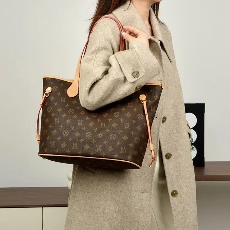حقيبة حفاضات جلدية أنيقة بتصمي - مراجعة Leather Backpack Vintage وسعره