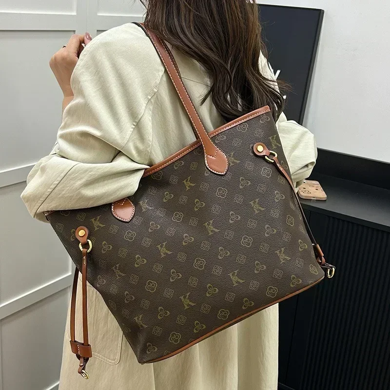 حقيبة حفاضات جلدية أنيقة بتصمي - مراجعة Leather Backpack Vintage وسعره